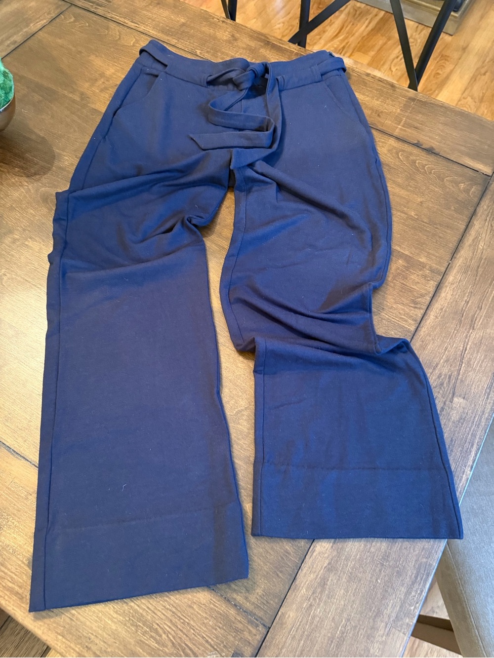 CAbi Navy Cropped Tie-Waist Women's Pants